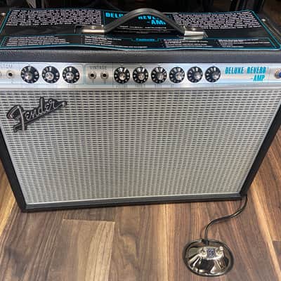 Fender '65 Deluxe Reverb Reissue 22-Watt 1x12" Guitar Combo 1994 - Present - Black image 7