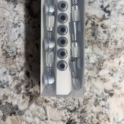 Guyker Locking Tuners - 4x4 Chrome image 2