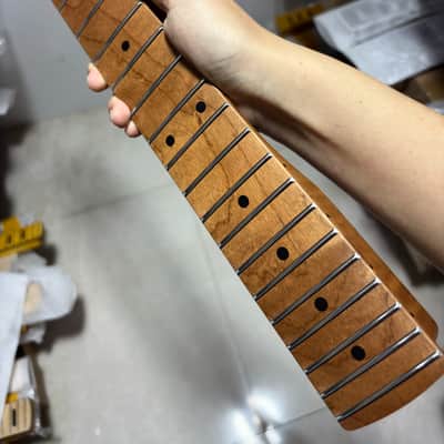 Reverse Big head 22 fret Roasted flame Maple guitar neck 25.5in repalce image 6