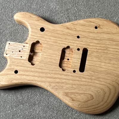 EVH ash 5150 guitar body image 1