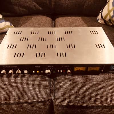 API 2500 Stereo Bus Compressor (Paul Wolf/Mastering Mods) image 2