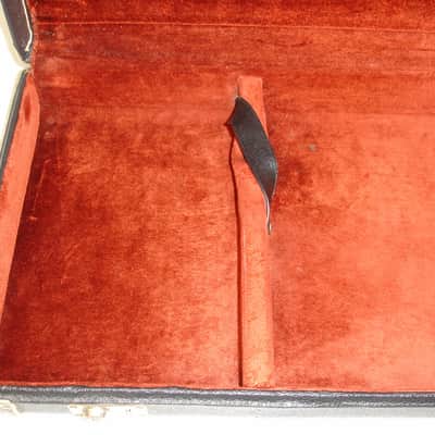 Vintage Fender Mustang Electric Guitar Case, Black with Oxblood Interior image 18