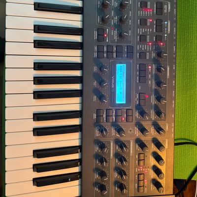 Immagine Access Virus TI2 Dark Star 37-Key Digital Synthesizer 2009 - 2023 - Black - 9