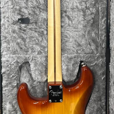 2018 Fender American Professional Stratocaster Sienna Sunburst image 9