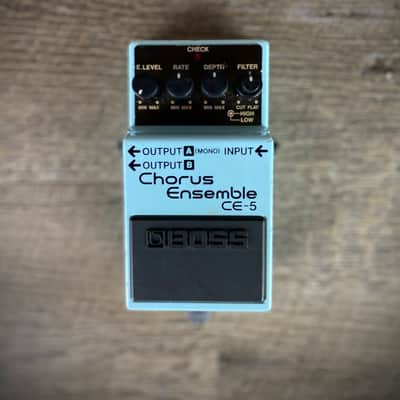 Boss CE-5 Chorus Ensemble (Blue or Pink Label) | Reverb