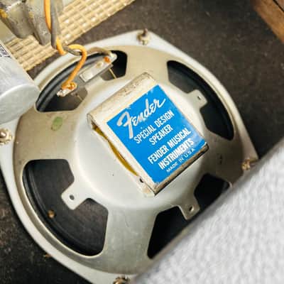 Fender Vibro Champ 1x8" Combo Amp 1966 - Black image 15