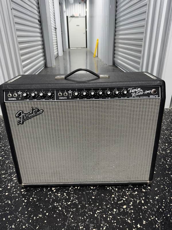 Fender '65 Twin Reverb Reissue 85-Watt 2x12" Guitar Combo 1991 - Present - Black image 1