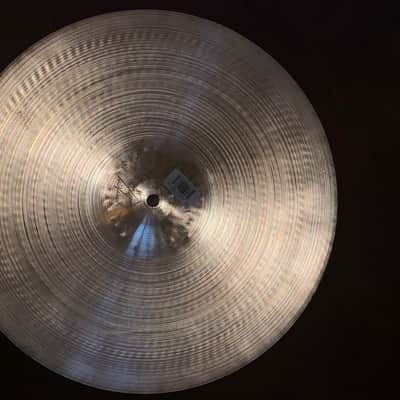 Sabian Paragon Neil Peart Cymbal Set (14"(Hi-Hats),22",16",10") & Road Runner Wheeled Case image 2