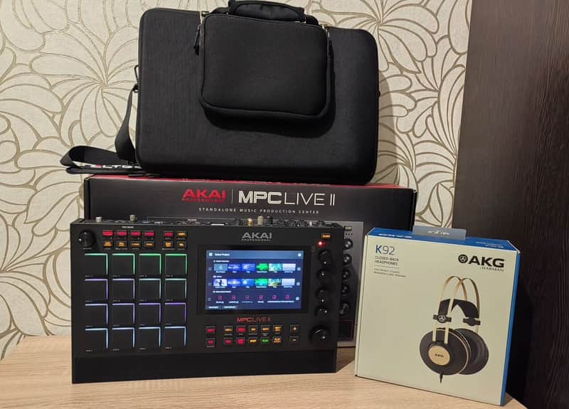Akai MPC Live II 2020-Present - Black image 1
