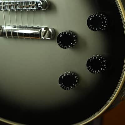Gibson Les Paul Custom Silverburst 1986 – 100% All-Original w/ Clean Gen 3 Chainsaw Case image 11