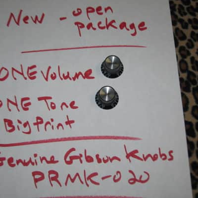 new open package (with packaging)  A+ genuine Gibson knobs: 1 VOLUME & 1 TONE PRMK-010, Top Hat with Silver Reflector (other 2 knobs NOT included) PRMK010 image 6