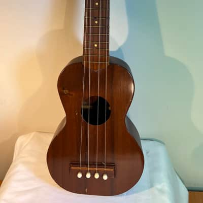 Vintage Kapalai by Kamaka Soprano Ukulele – Hand Made in Hawaii by Takamori – c. 1950s–60s – Provenanced Kāneʻohe Original OwnEr image 5