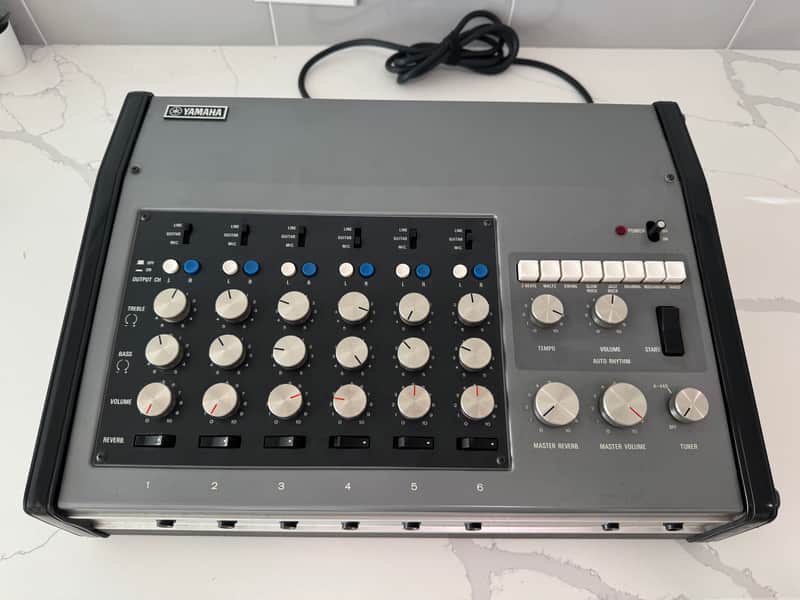 Yamaha EM-90A - Mixer Drum Machine Spring Reverb - 1970s - Blue / Silver image 1