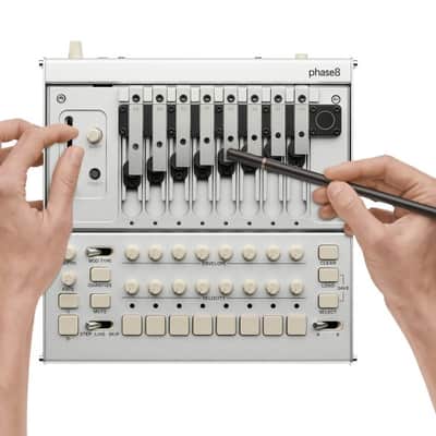 Korg PHASE8 8-Voice Acoustic Synthesizer image 3