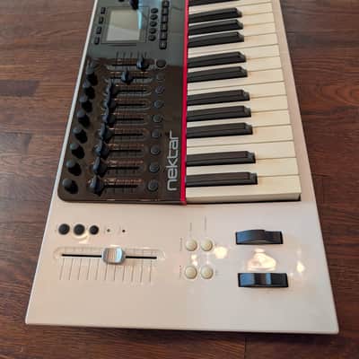 Nektar Panorama P4 49-Key USB MIDI Keyboard Controller 2018 - 2021 - White image 2