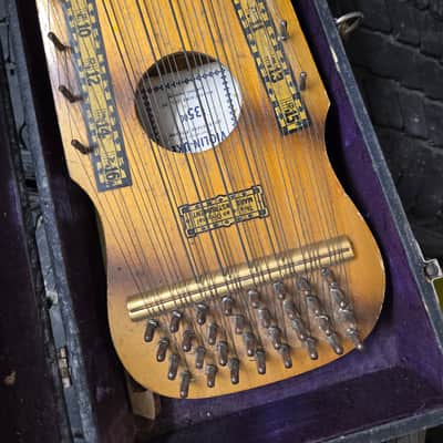 Marxochime Colony Violin-uke 1920-1960s - Bronzie image 4