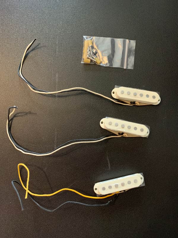 Strat pickups made in USA - Bootstrap ‘54 Vintage Pro for Stratocaster® 2021 Parchment/ Aged White image 1