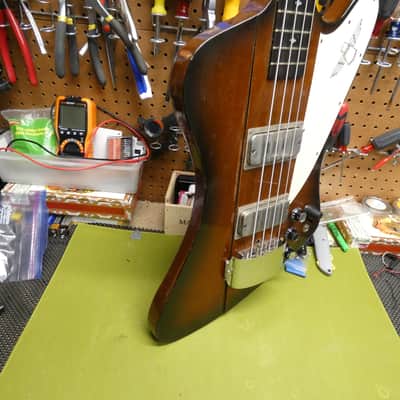 Gibson Custom Shop Thunderbird IV 1993 - Sunburst - Repaired and Modified image 4