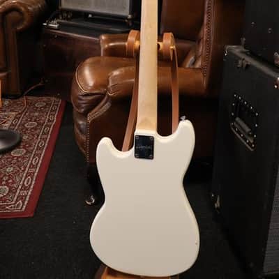 Squier Sonic Bronco Bass Arctic White (Used) image 4