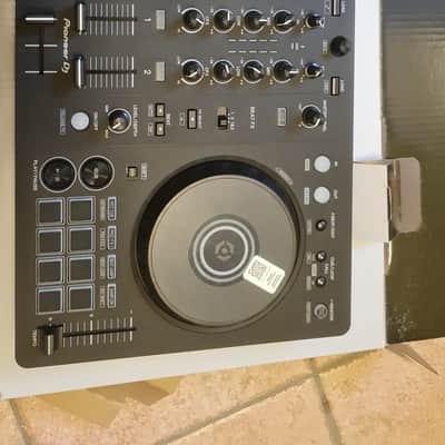 Pioneer DDJ-FLX4 2022 - Schwarz image 3