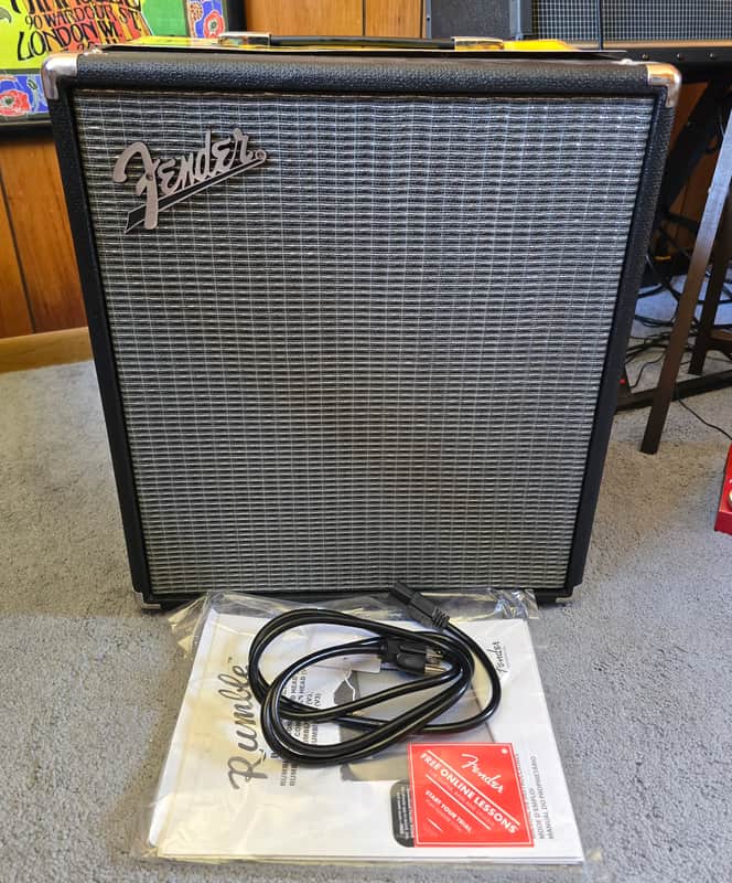 Fender Rumble 100 100-Watt 1x12 Bass Combo 2015 - Present - Black image 1
