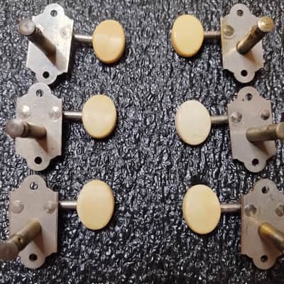 Vintage 1950's Waverly Guitar Tuners - Full Set - Plastic Buttons image 2