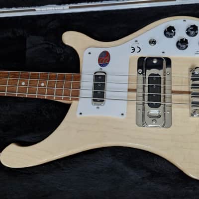 Rickenbacker 2025 - 4003S Bass inc Rickenbacker case. image 2