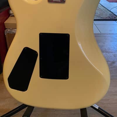 Kramer Pacer imperial 1986 White image 3