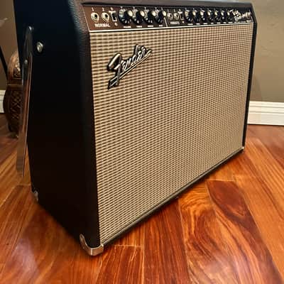 Fender Vintage Reissue '65 Twin Reverb image 3