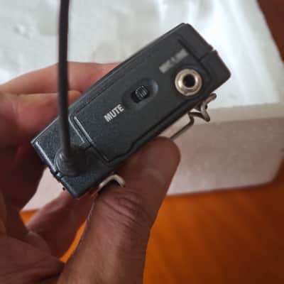 Sennheiser Sennheiser EW100 G3 Wireless Set | EK100 G3 Receiver + SK100 G3 Transmitter | 626–668 MHz | Like New image 9