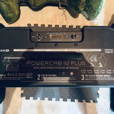 Line 6 Powercab 112 Plus 250-Watt 1x12" Cabinet Black with Cover and Digital XLR cable image 3