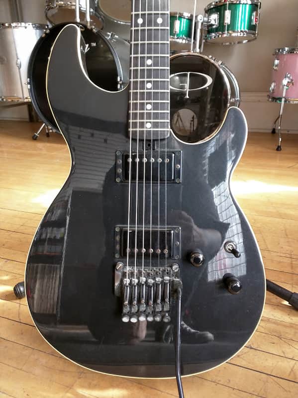 YAMAHA SE700HE ブラックエレキギター MIJ Yamaha SE700HE Electric Guitar W/CASE (used) | Reverb