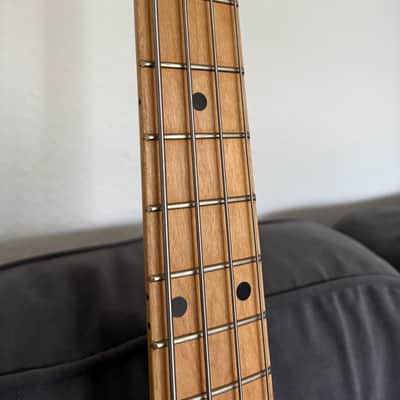 Ernie Ball Music Man StingRay 4 H 2EQ Black with Maple Fretboard 2005 image 5