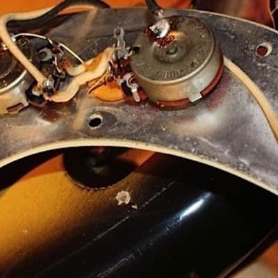 Left Handed Fender Precision Bass 1965 Sunburst image 13