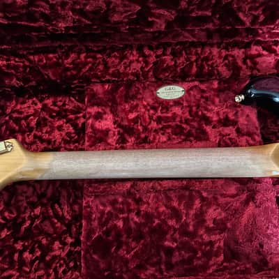 Fender Fender Custom Shop Stevie Ray Vaughan Signature Stratocaster Relic - 3-tone Sunburst image 13