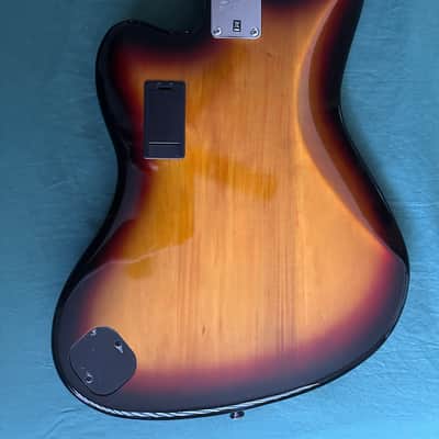 Squier Vintage Modified Jaguar Bass Special – 3-Tone Sunburst – 2013 – w/ Gig Bag & Strap image 4