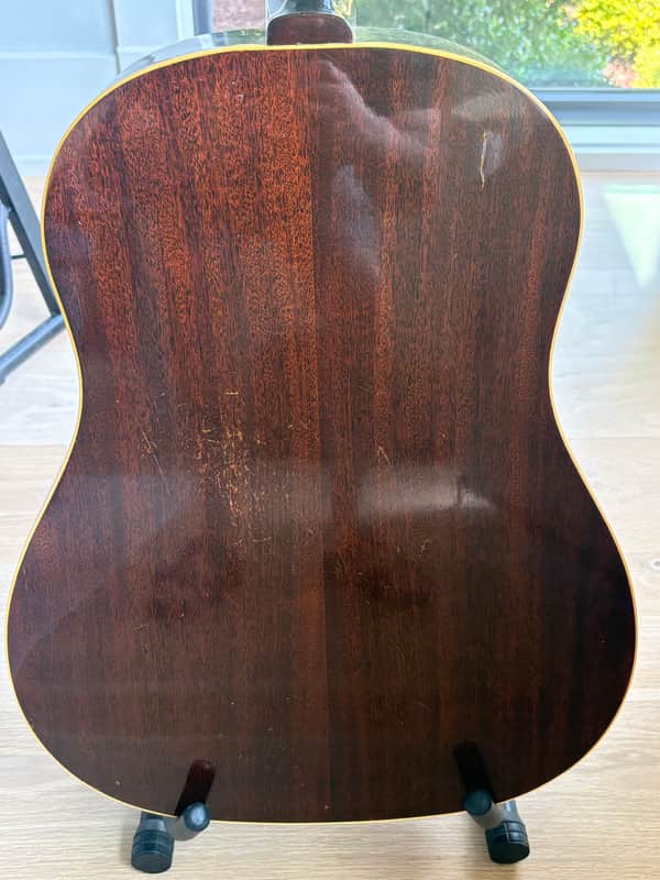 Gibson J-160E 1967 - Sunburst image 1