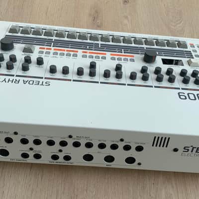 STEDA Electronics SR-909 Bild 2