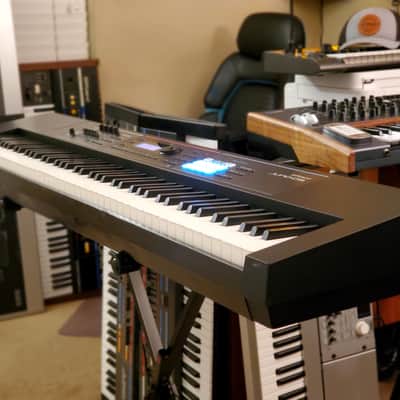 MUST SEE!!! ROLAND JUNO DS88 FULLY INSPECTED/SERVICED AND IN AMAZING CONDITION! image 3