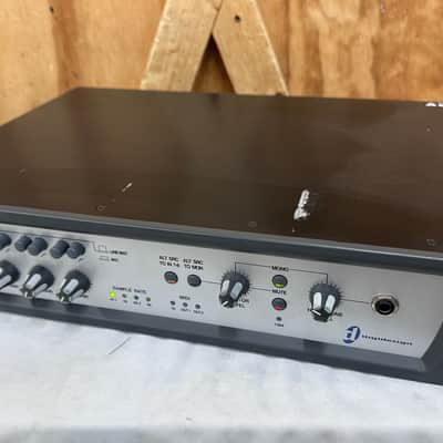 Digidesign Digi 002 Rack Professional Audio Recording Interface image 1