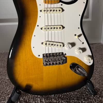 Fender 1986 American Vintage '57 Stratocaster - 2-Color Sunburst image 2