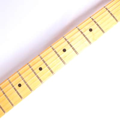 Fender / Nile Rodgers Hitmaker Stratocaster®, Maple Fingerboard, Olympic White Secondhand! [119292] image 5