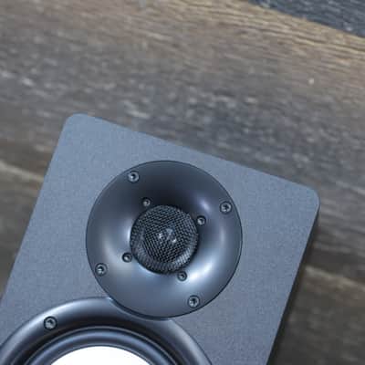 Yamaha HS5 Powered Studio Monitor 2-Way Bi-Amp 5" Studio Monitor (Single) w/Box image 15