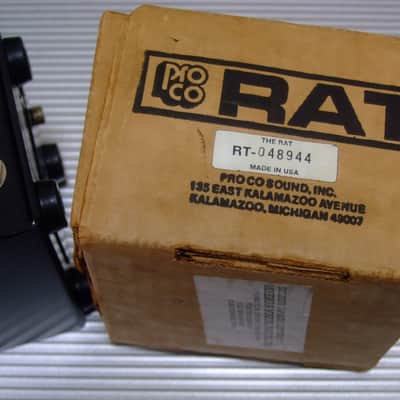 ProCo Small Box RAT 1986 w/ Original Box & Manual image 5