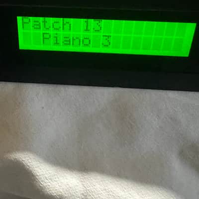 Roland P-330 1988 - Black