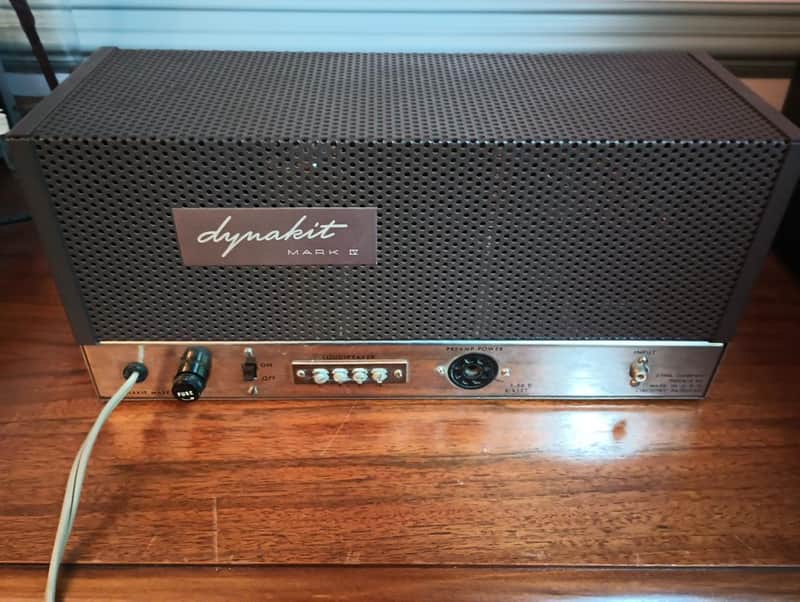 Pair of Dynaco IV monoblock amplifiers in excellent condition - 1960's image 1
