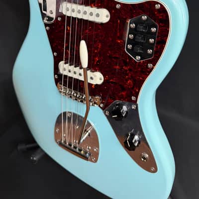 Squier FSR Classic Vibe 70's Jaguar Electric Guitar Daphne Blue Finish (542) image 7
