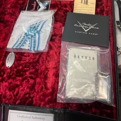 Fender Custom Shop Jimi Hendrix Izabella Signature Stratocaster Relic 2019 - Olympic White image 10