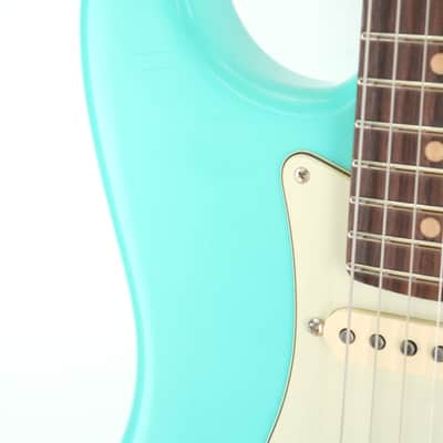 Fender American Ultra Luxe Vintage 60s Stratocaster HSS Sea Foam image 9