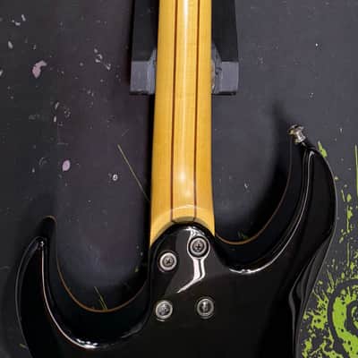 Schecter Banshee-6 FR Active 2013 - 2015 - Trans Black Burst image 16